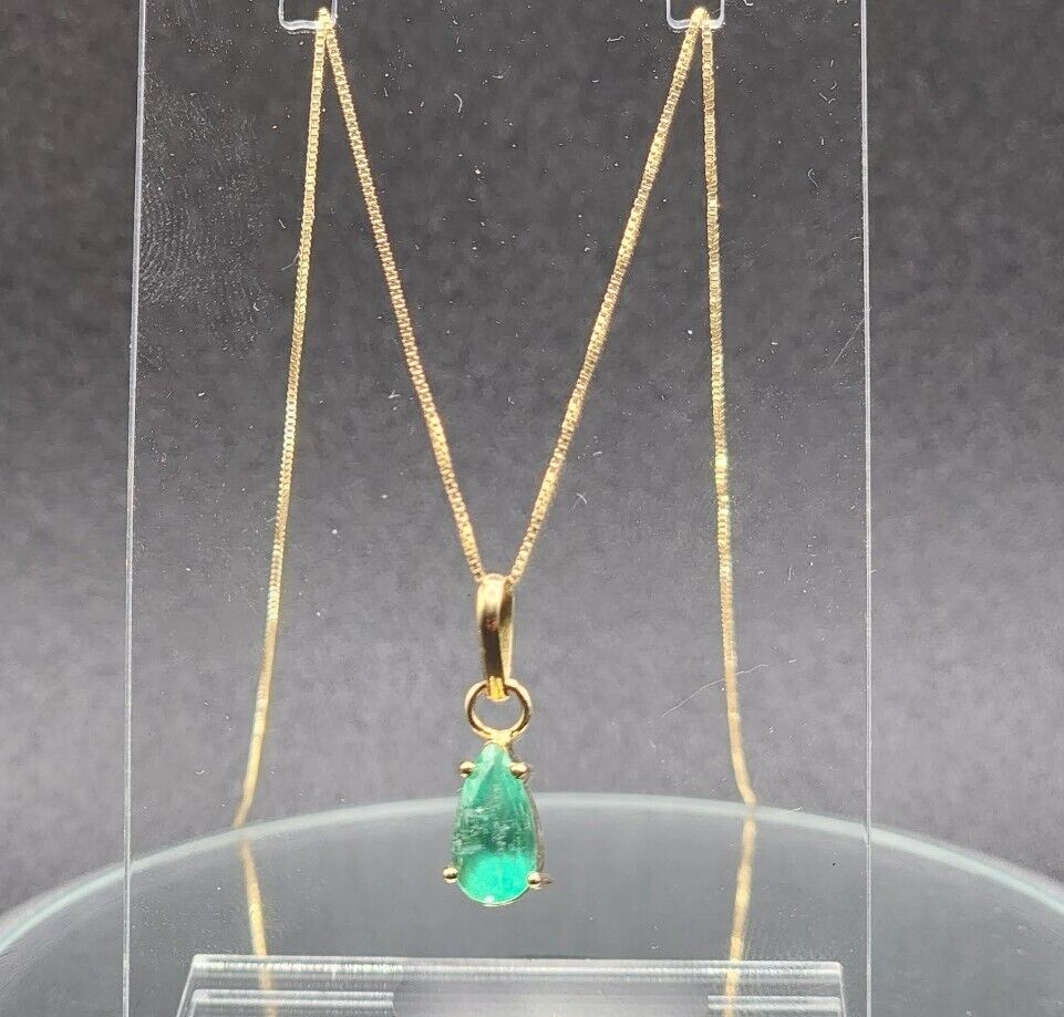 1 Carat Naturally Mined Untreated Colombian Emerald NECKLACE in 18K Gold ICG - JDColFashion