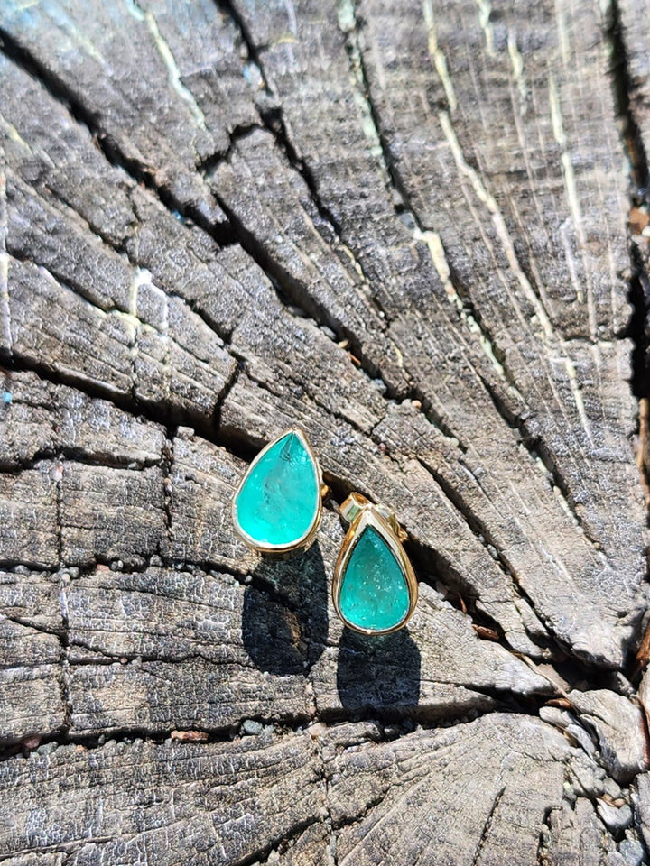 2.41 Carat Naturally Mined Untreated Colombian Emerald Earrings 18k GOLD ICG CER - JDColFashion