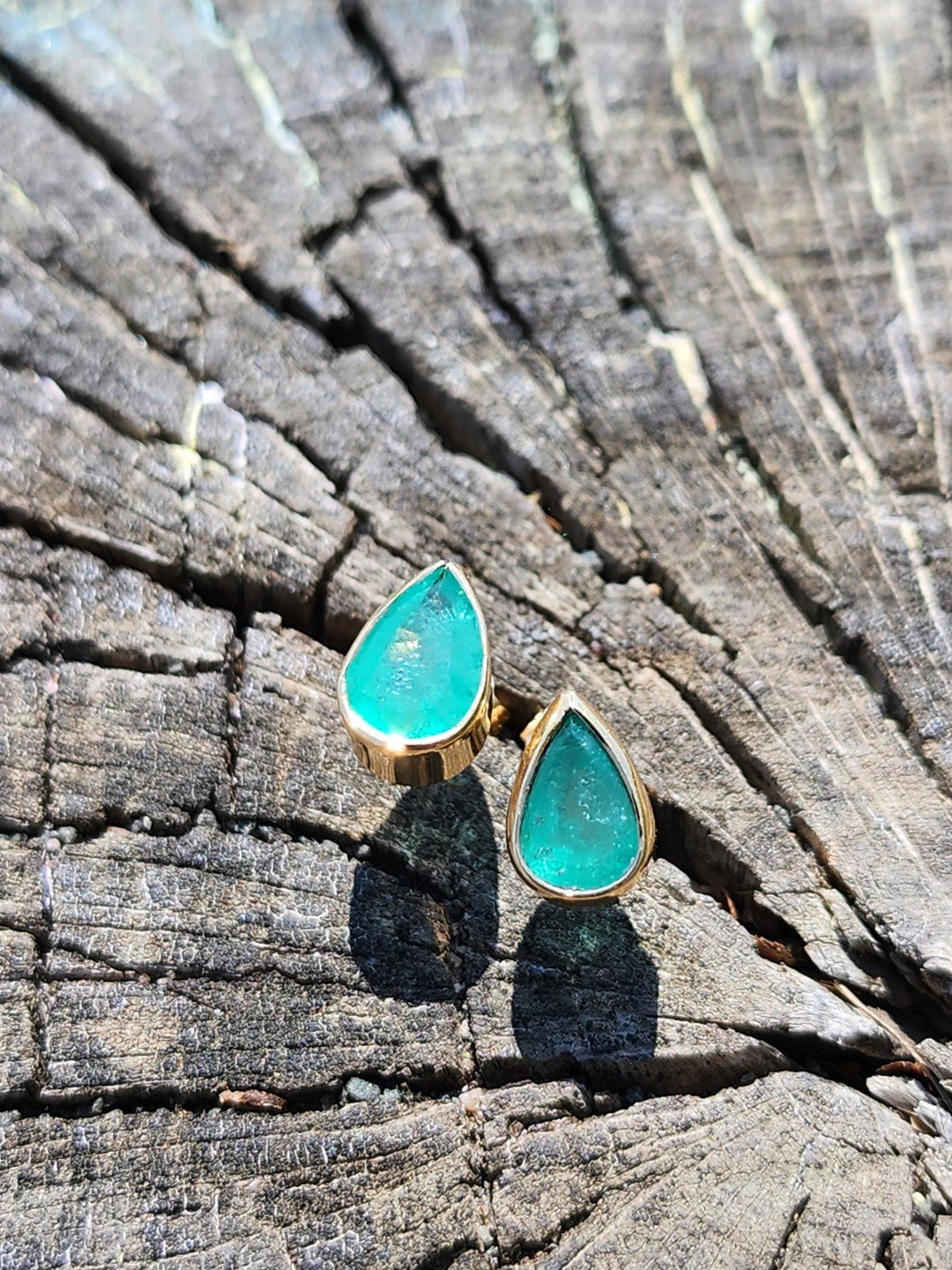 2.41 Carat Naturally Mined Untreated Colombian Emerald Earrings 18k GOLD ICG CER - JDColFashion