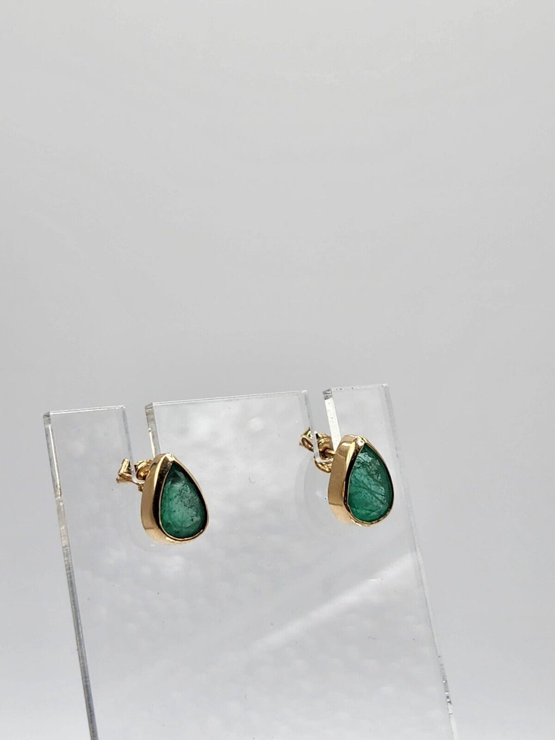 2.41 Carat Naturally Mined Untreated Colombian Emerald Earrings 18k GOLD ICG CER - JDColFashion