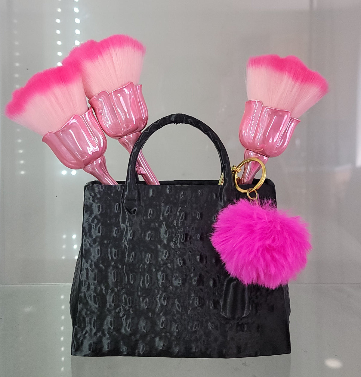 Glam Purse Brush Holder – Stylish Makeup Organizer