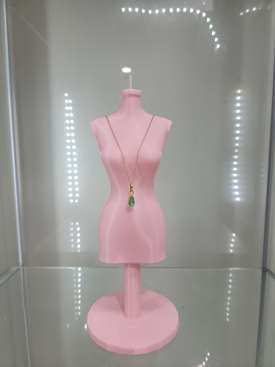 Elegant Pink Mannequin Jewelry Stand - Perfect for Displaying Necklaces & Accessories - JDColFashion