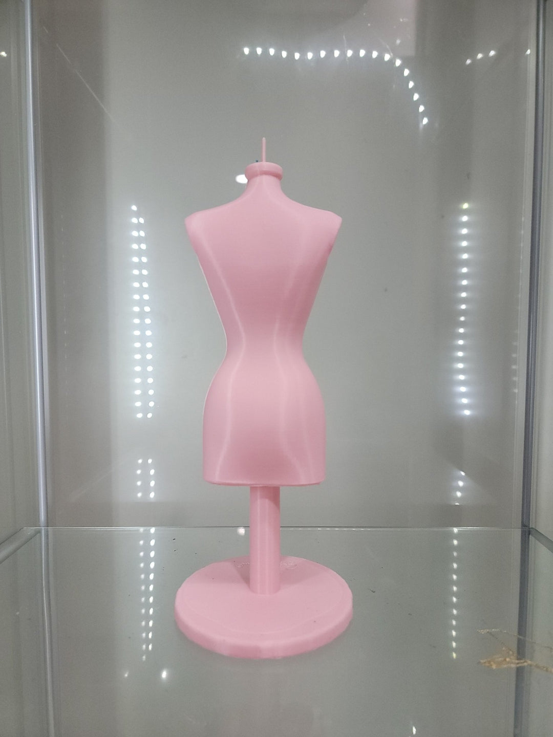 Elegant Pink Mannequin Jewelry Stand - Perfect for Displaying Necklaces & Accessories - JDColFashion