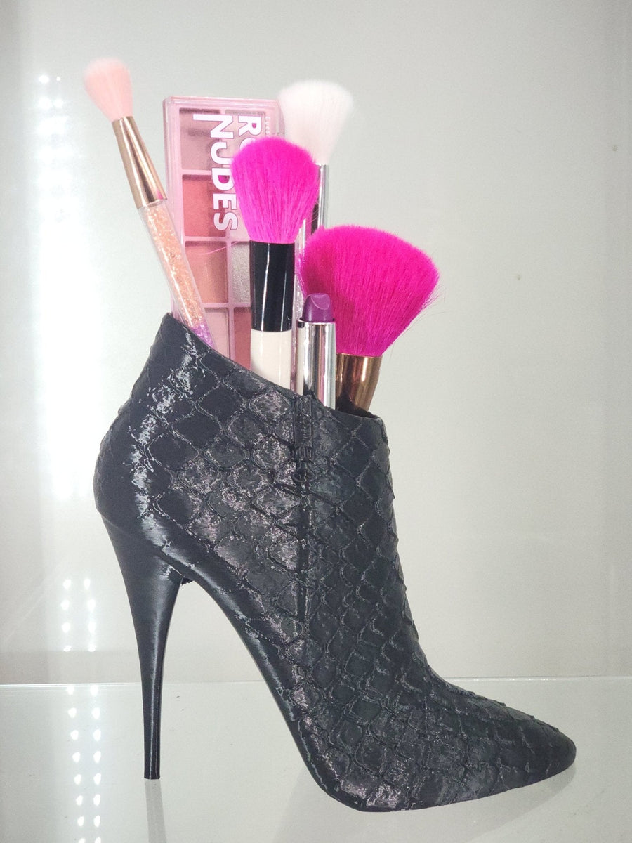 Free $50 Gift! Glam High Heel Brush Holder – Stylish Makeup Organizer - JDColFashion