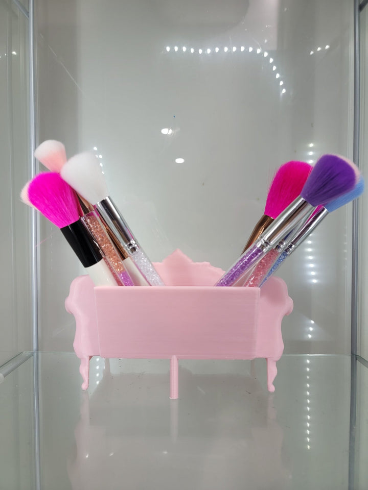 Luxurious Pink Sofa Makeup Brush Holder by Suki Glam® - JDColFashion