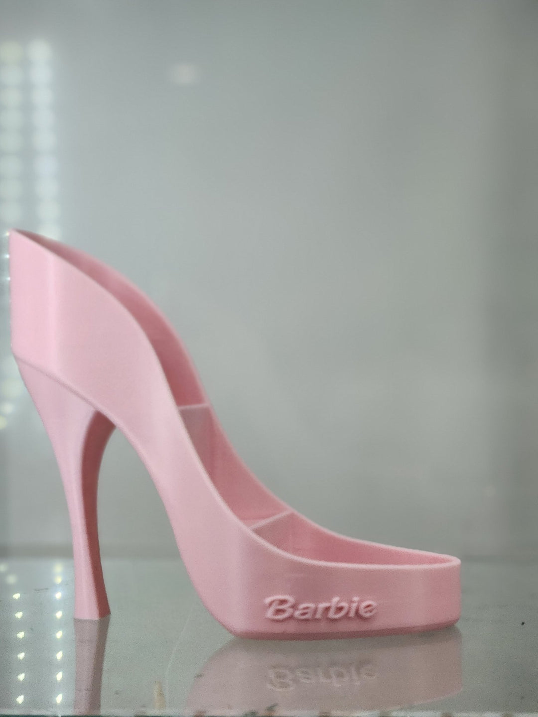 3D printed Barbie Lipstick Stand - JDColFashion